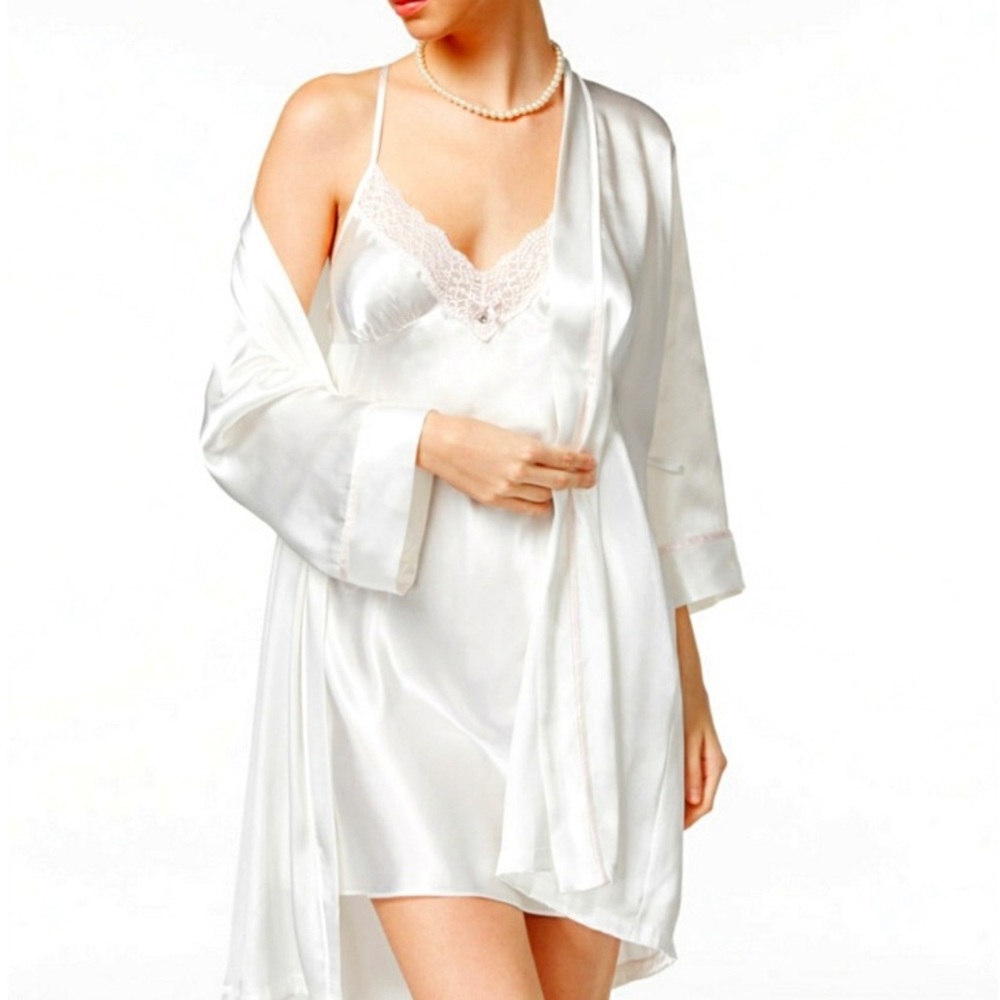 Linea Donatella Mrs. Silky Wrap Robe Chemise Nightgown Slip Bride Wedding